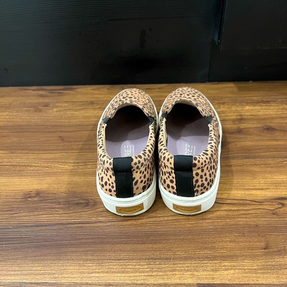 Dr. Scholl’s Shoes in Great Condition - Picture 4 of 5